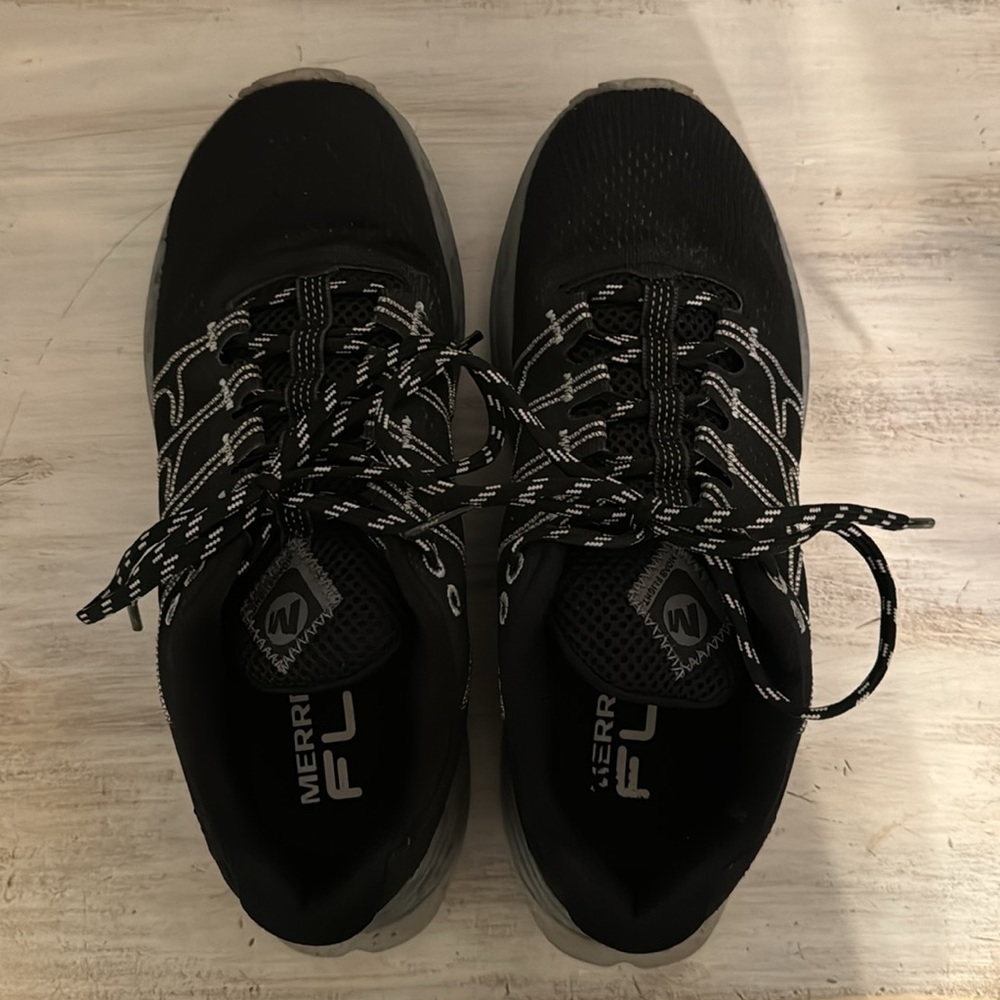 MERRELL - Picture 4 of 8